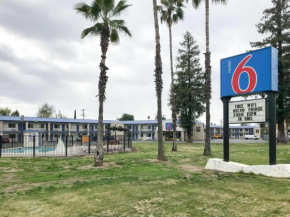 Отель Motel 6-Visalia, CA  Визалия